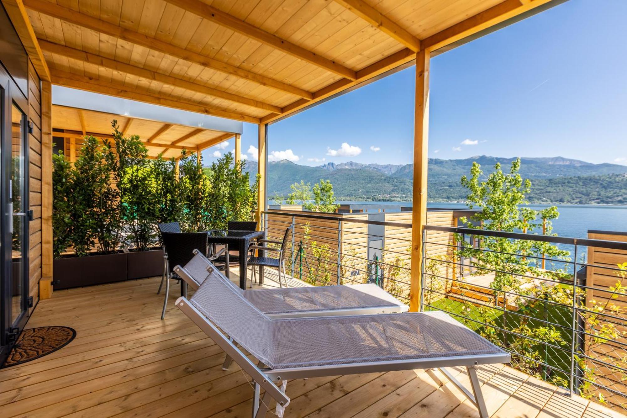 Aparthotel Maggiore Bay