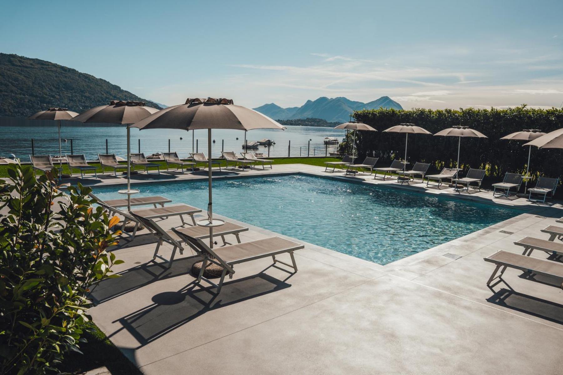 Maggiore Bay * Baveno